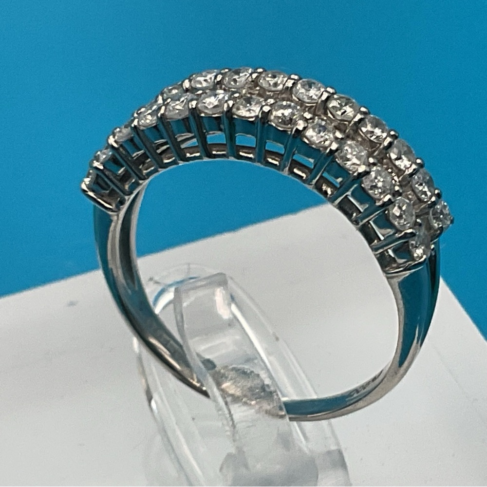 1 Carat Natural Diamond Ring with Certificate